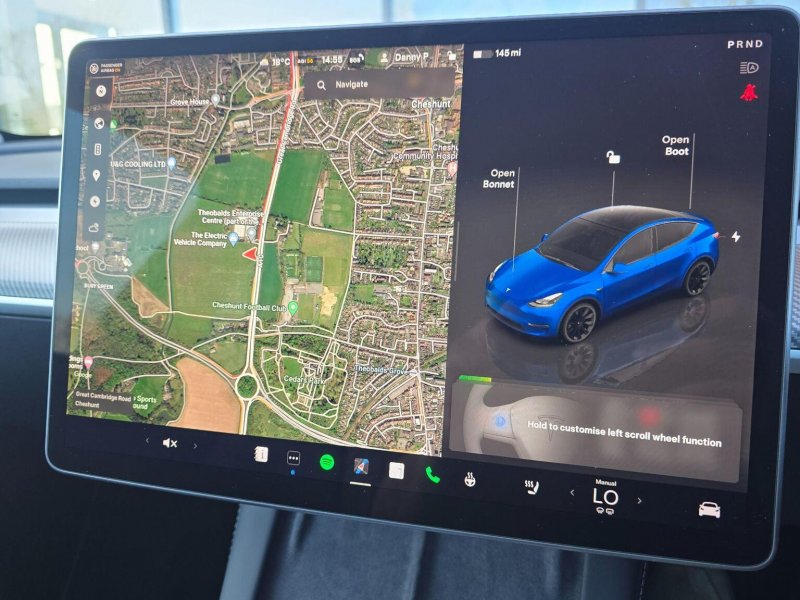 TESLA MODEL Y