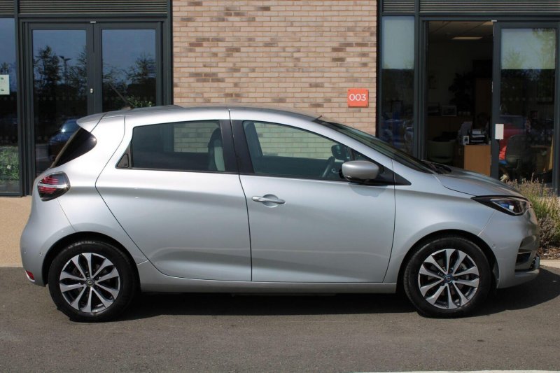 RENAULT ZOE