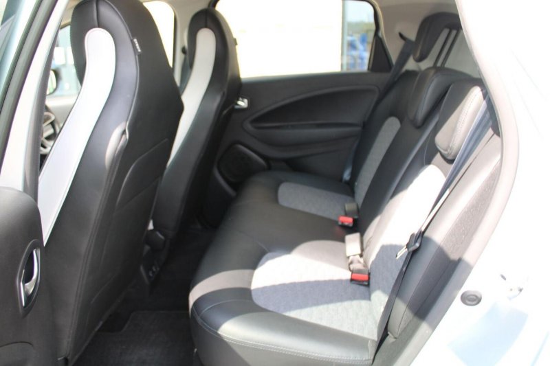 RENAULT ZOE