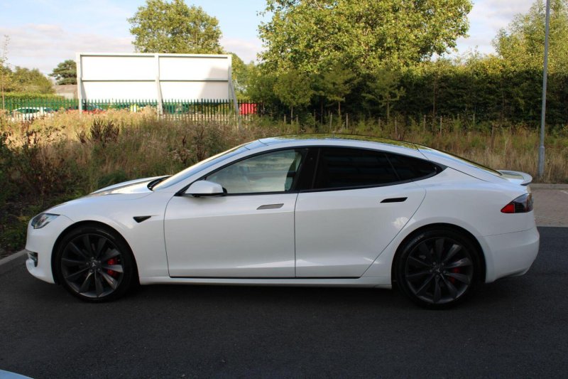 TESLA MODEL S