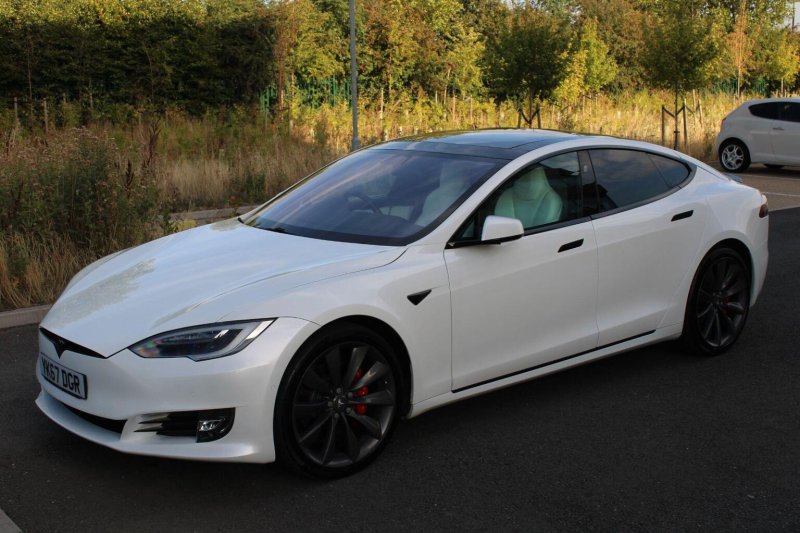 TESLA MODEL S