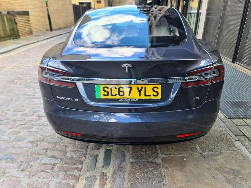 TESLA MODEL S