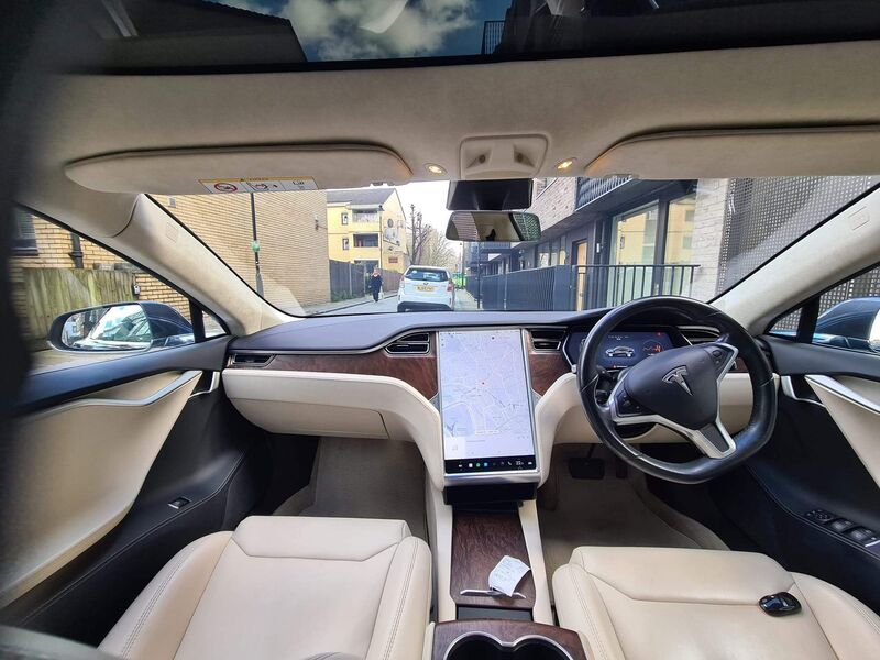 TESLA MODEL S
