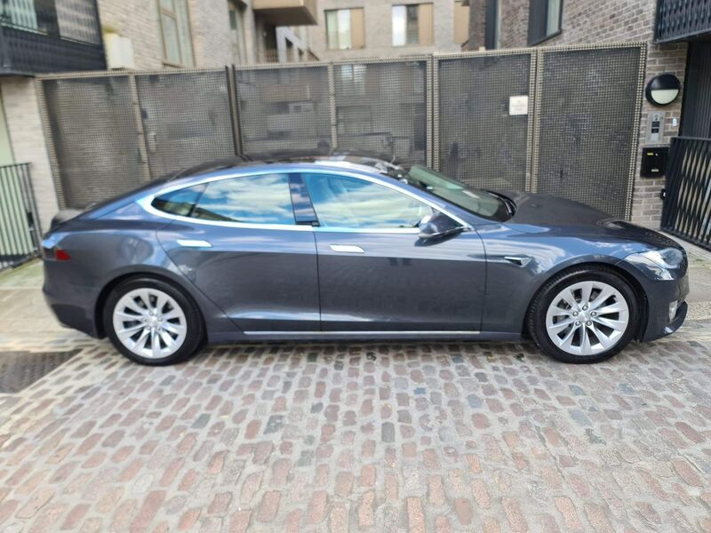 TESLA MODEL S