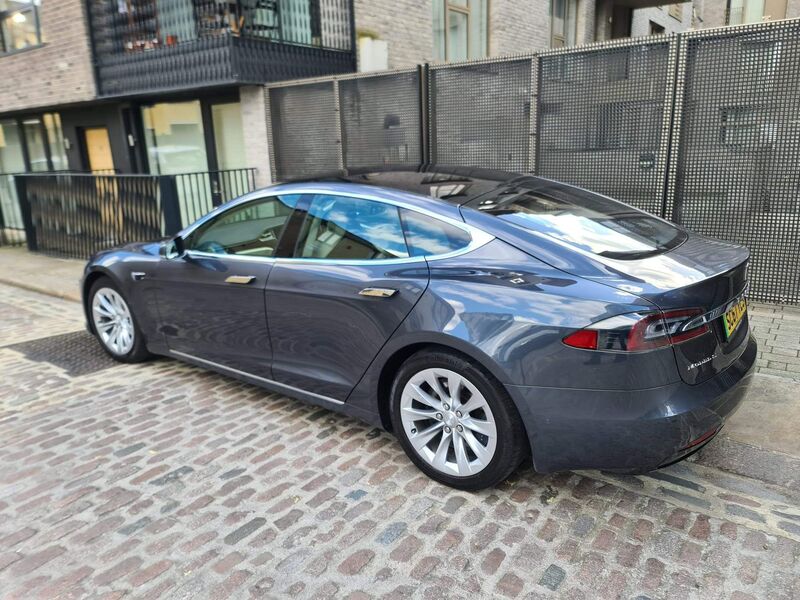 TESLA MODEL S