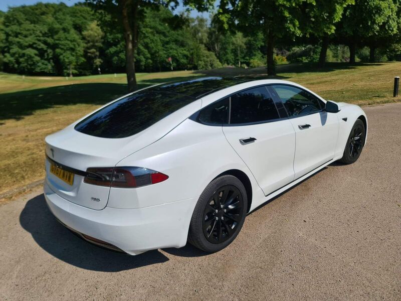 TESLA MODEL S