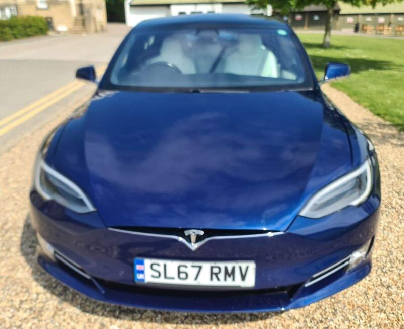 TESLA MODEL S