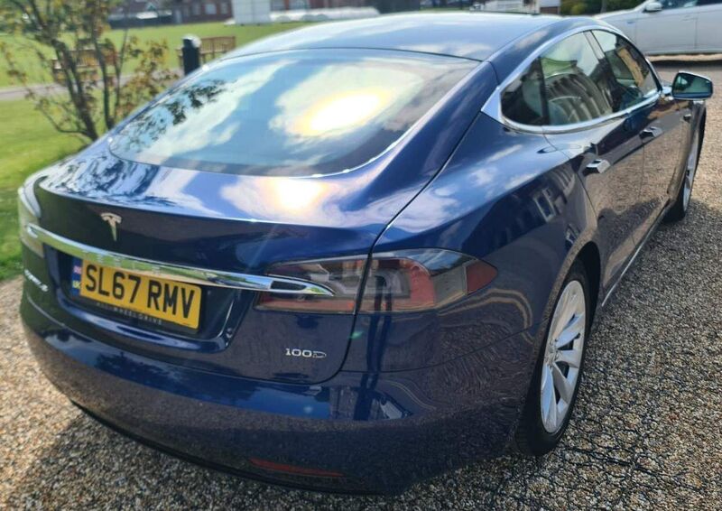 TESLA MODEL S