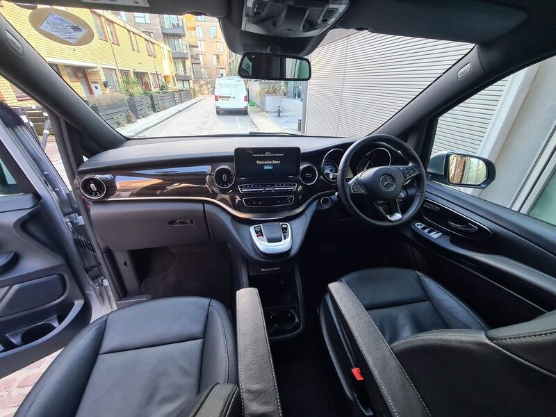 MERCEDES-BENZ EQV