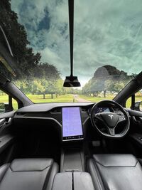 TESLA MODEL X