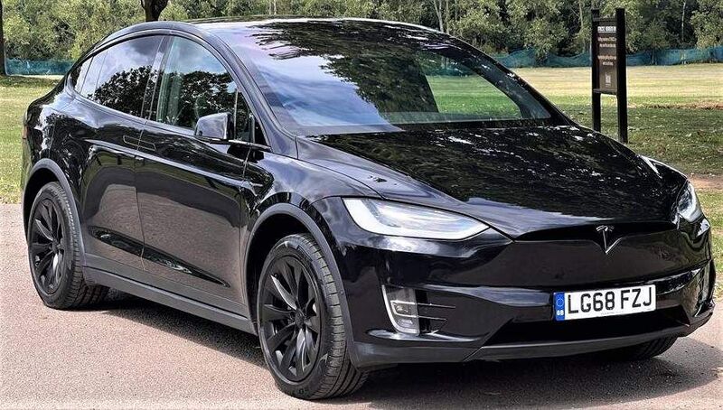 TESLA MODEL X