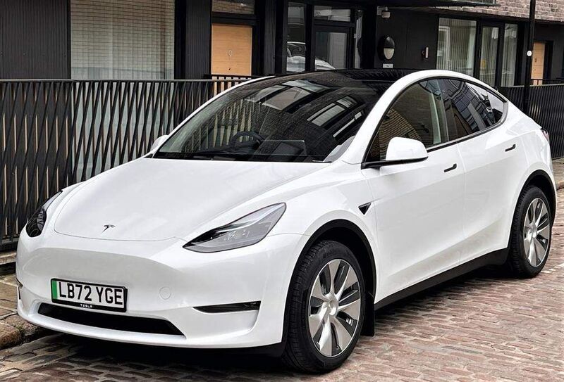 TESLA MODEL Y