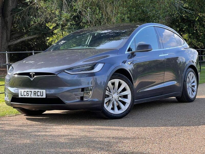 TESLA MODEL X