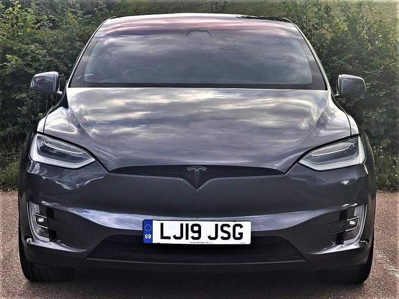 TESLA MODEL X