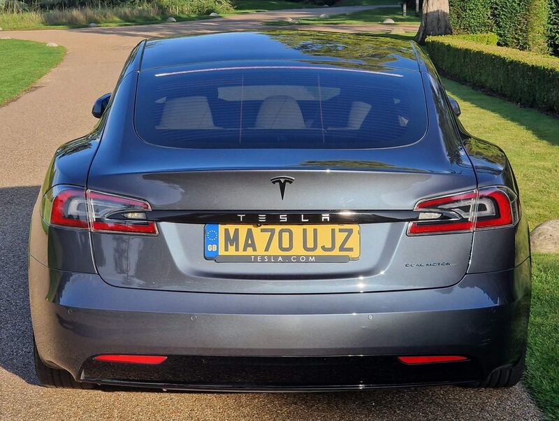 TESLA MODEL S