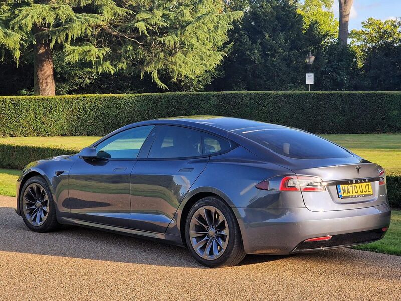 TESLA MODEL S